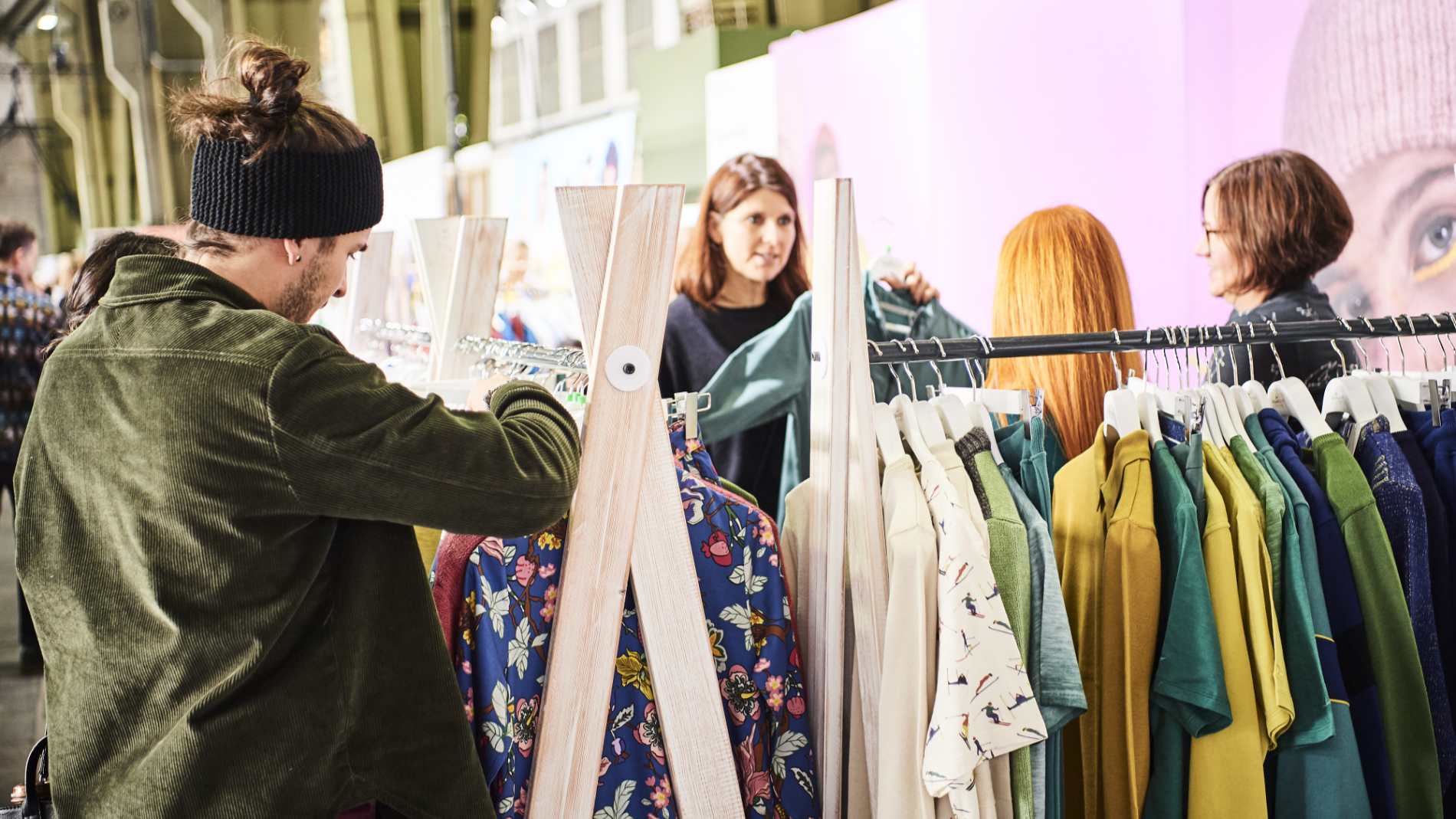 Visitors at Neonyt discover sustainable fashion