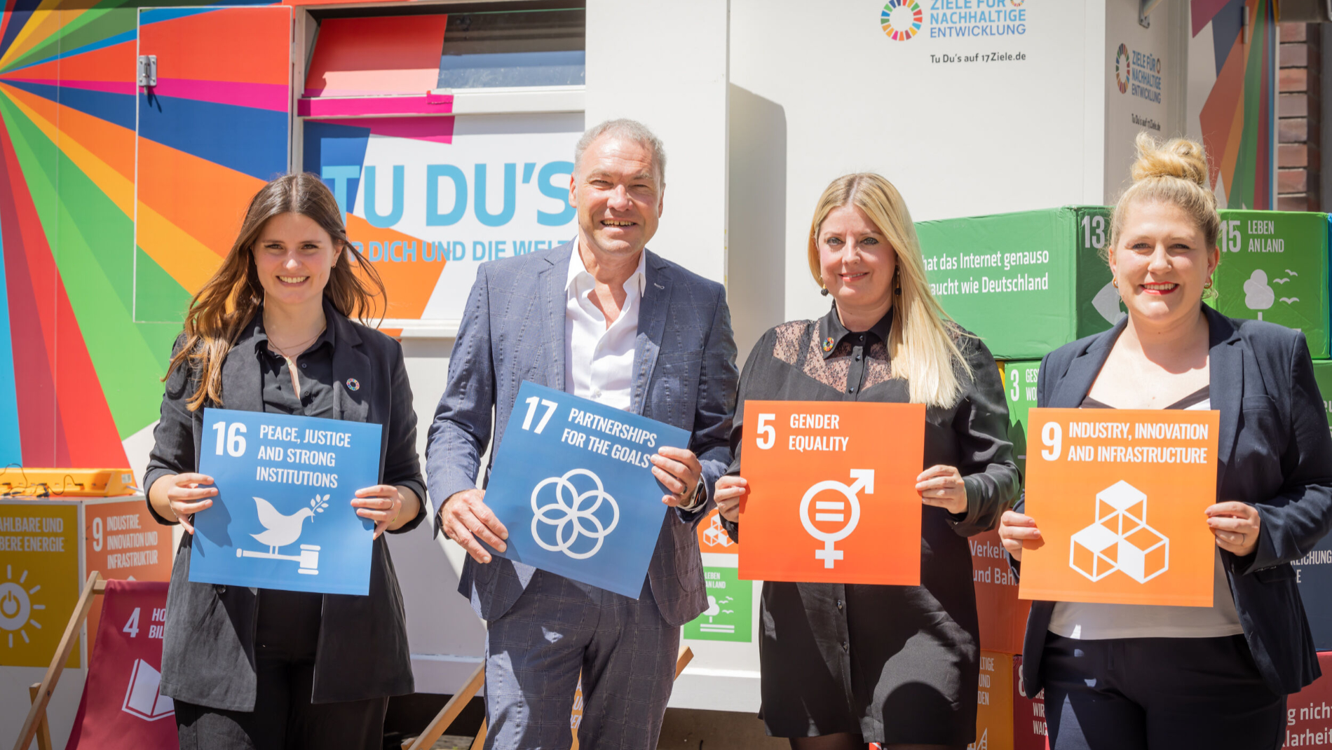 Sustainable Development Goals (SDGs): Kristina Löhr (Engagement Global), Olaf Schmidt (Messe Frankfurt), Kerry Bannigan (Fashion Impact Fund), Stephanie Wüst (Stadträtin Frankfurt)